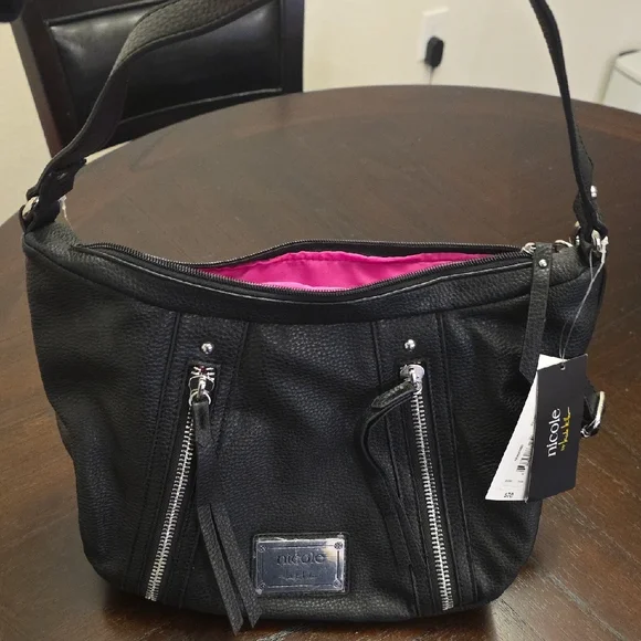 Nicole Black Shoulder Bag with Vibrant Pink Lining - Picture 1 of 3